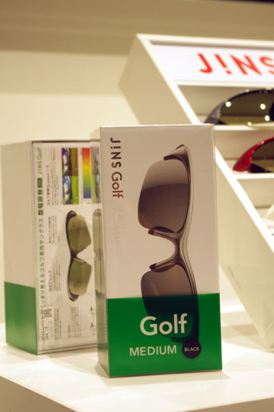 【写真10】JINS Golf（ジンズゴルフ）のパッケージ。