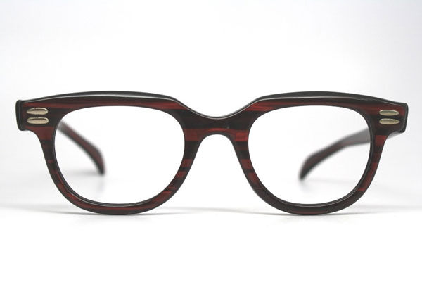 （写真7）Vintage Horn rimmed Eyeglasses。価格：98ドル（執筆時現在、7,640円）