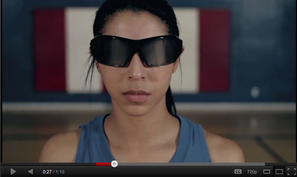 （写真3）NIKE（ナイキ） SPARQ Vapor Strobe Eyewear の視界がさえぎられているときの様子。