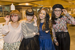 益若つばさ×JINS（ジンズ） 新作メガネ発表イベントが上海で開催