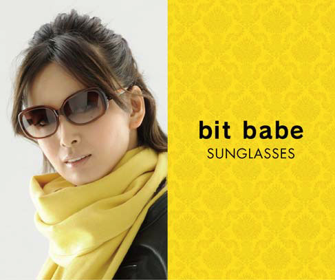 bit babe（ビット ベイブ）2012年コレクションのイメージショット。image by 愛眼