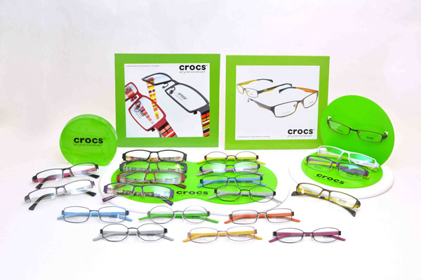 （写真2）crocs eyewear（クロックス アイウェア）のディスプレイイメージ。image by SEED
