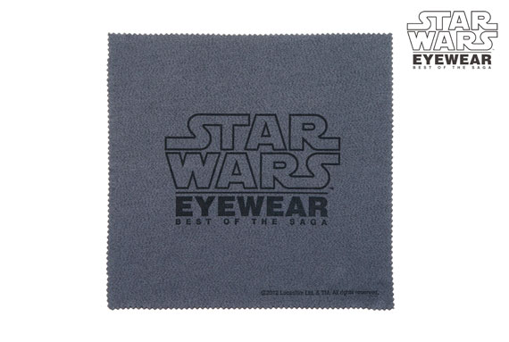 （写真13）StarWars EYEWEAR（スター・ウォーズ アイウェア）「メガネ拭き（全モデル共通）」