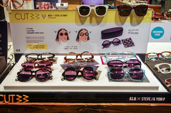 （写真9）ALO（アロ）と STEVE J AND YONI P（SteveYoni）とのコラボモデル「CUT 3.3」。 