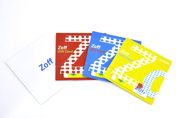 Zoff（ゾフ）ギフトカードとパッケージ。image by インターメスティック【クリックして拡大】