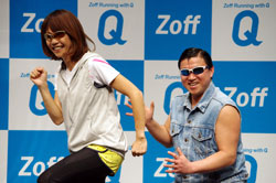 高橋尚子監修 ランニング用サングラス「Zoff Running with Q」発売、スギちゃんもワイルドな走りでPR