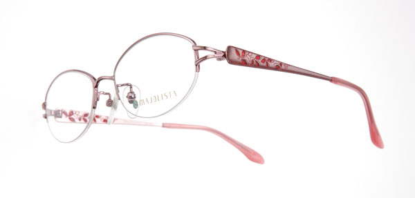 眼鏡市場 mAJOLISTA（マジョリスタ）MJL-004 カラー：PK（ピンク・写真）・LOR（ライトオレンジ）・LBR（ライトブラウン） 価格：18,900円（レンズ込み） image by メガネトップ 【クリックして拡大】