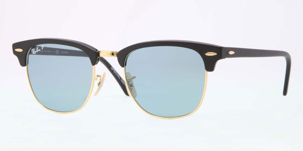 Ray-Ban（レイバン）CLUBMASTER（クラブマスター） RB3016-901S/3R カラー：フレーム: matte black | レンズ: polar sky blue 希望小売価格：30,450円 image by ミラリ ジャパン 【クリックして拡大】