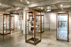 「もっと自由に、アイウェアとの出会いを。」～ひと味ちがうメガネ展示会 BLOW