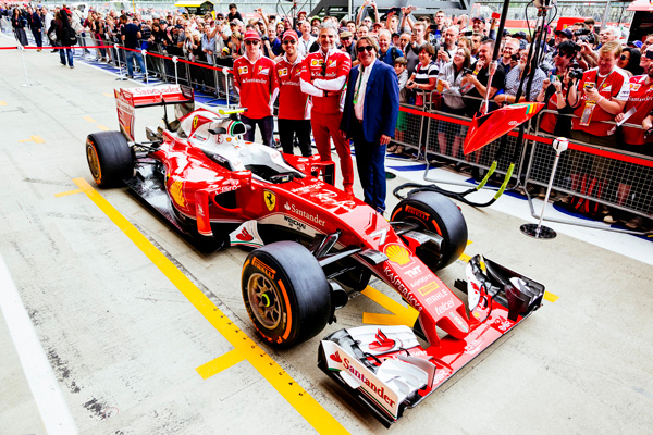 Ray-Ban（レイバン）がフェラーリとスポンサー契約、F1マシンにロゴがお目見え