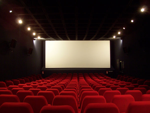 無料試着を申し込むと映画チケットをもれなくプレゼント～メガネ通販Oh My Glasses TOKYO、秋のキャンペーン開催中