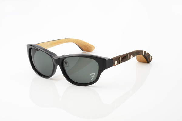 FENDER EYEWEAR WOODは、生産本数20本のレアアイテム。