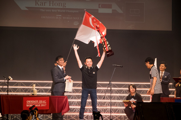 優勝はシンガポール代表のカーホーンさん。