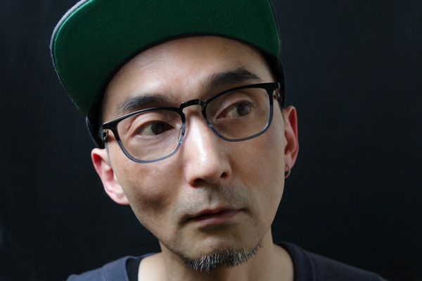 RAMOT EYEWORKS（ラモート アイワークス）からメタルフレームの要素を盛り込んだクラシックなセルフレーム登場