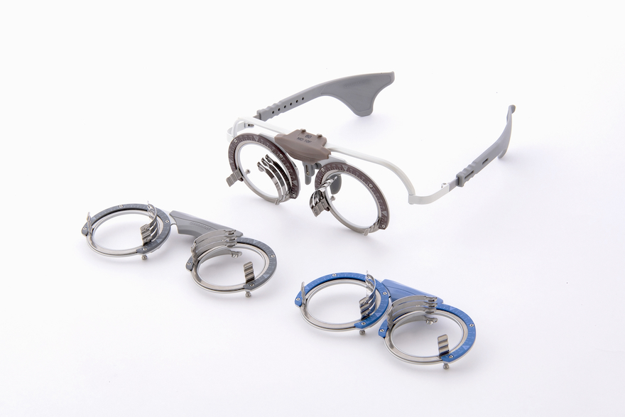 検眼フレーム [PD別フロント着脱式検眼フレーム　「スマートテスター」] © JDP GOOD DESIGN AWARD