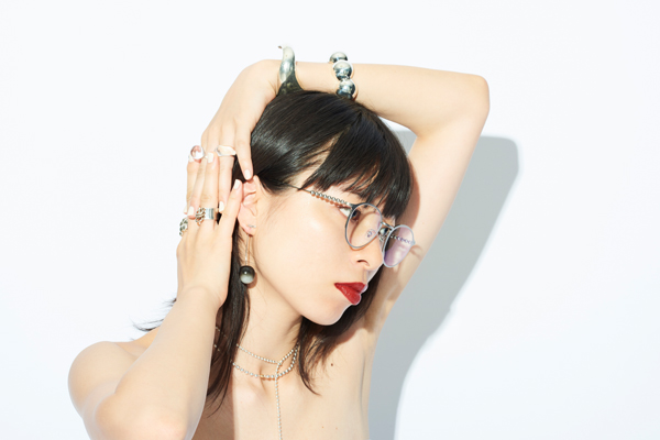 Zoff×LOVE BY e.m. eyewear collection ZO192022_15E1 着用イメージ・その2