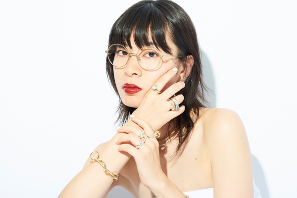 Zoff×LOVE BY e.m. eyewear collection ZO193001_56F1 着用イメージ・その1