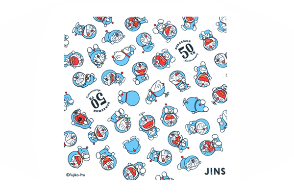 JINS ドラえもんモデル JINS SCREEN 50周年記念デザインのセリート（メガネ拭き）