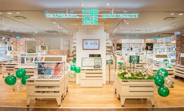 眼鏡市場が海外進出、台湾に1ヶ月で5店舗オープン