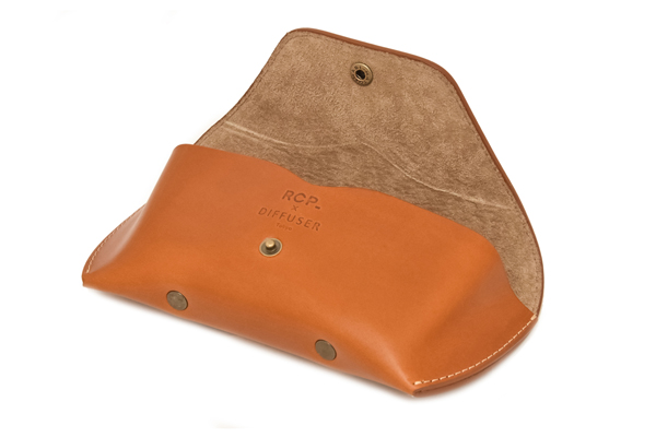 DIFFUSER（ディフューザー） LEATHER CASE/CAMEL×BEIGE（R.C.P 60th Limited Color）その2