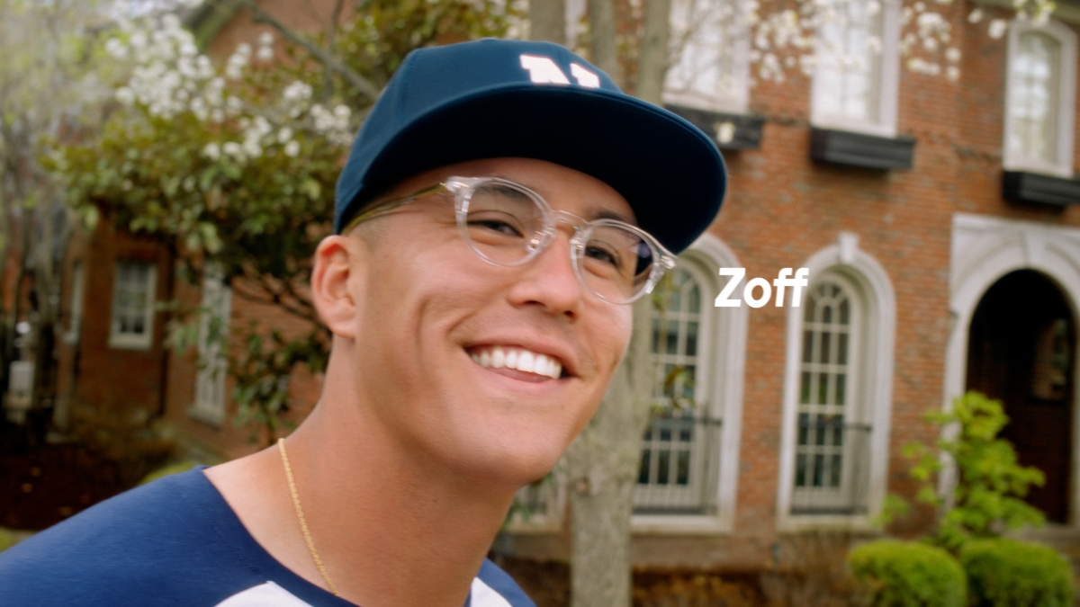 Zoff（ゾフ）新CM Zoff「New HERO ヌートバー」篇より Zoff CLASSIC（ゾフ クラシック）を掛けたヌートバー選手