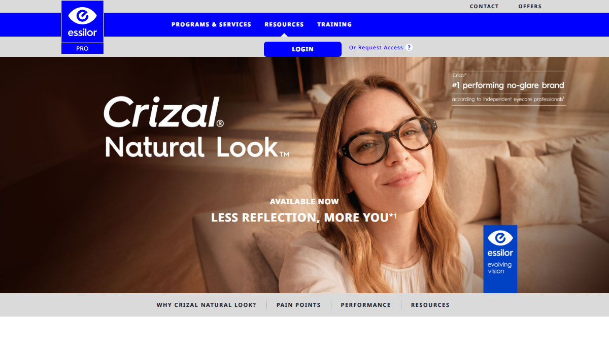 「Crizal Natural Look | Essilor PRO」 （スクリーンショット）