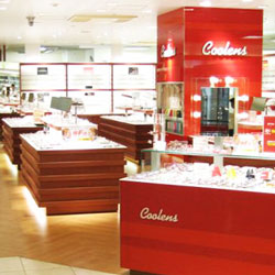 Coolens 日吉東急アベニュー店 新横浜 菊名 日吉のメガネ店情報 Glafas グラファス メガネ サングラス総合情報サイト
